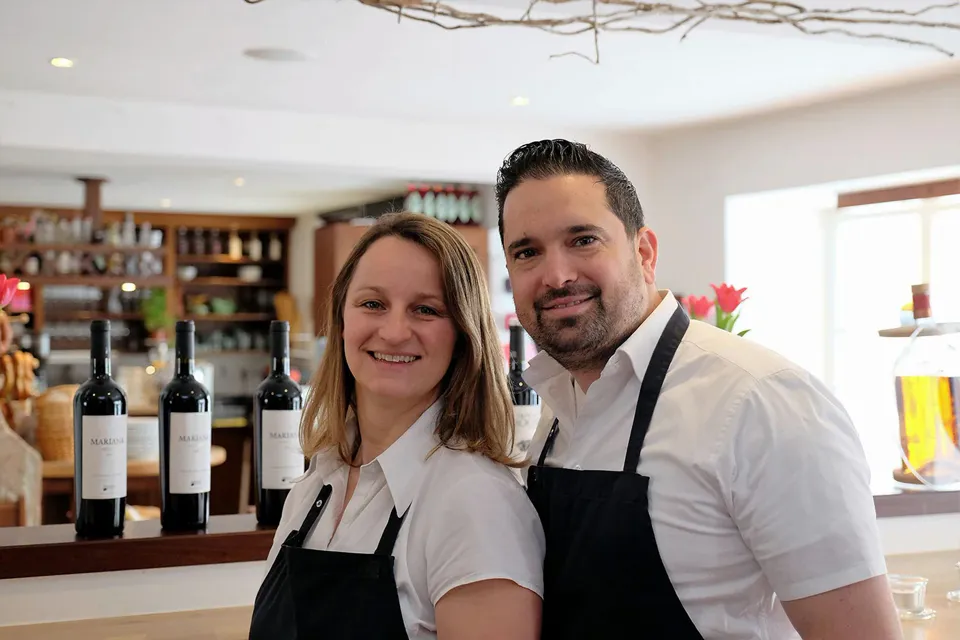 Markus und Ilonka Steinberger im Familienrestaurant Steinbergers Marktblick in Glonn