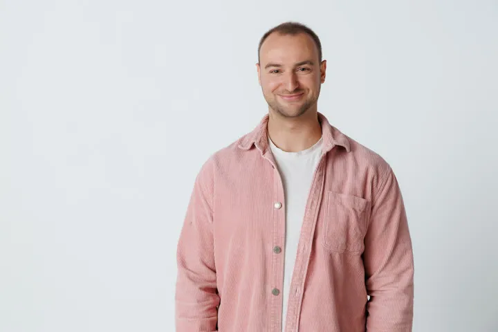 Yves Towae, Gründer der Agentur für Betreuungsdienste